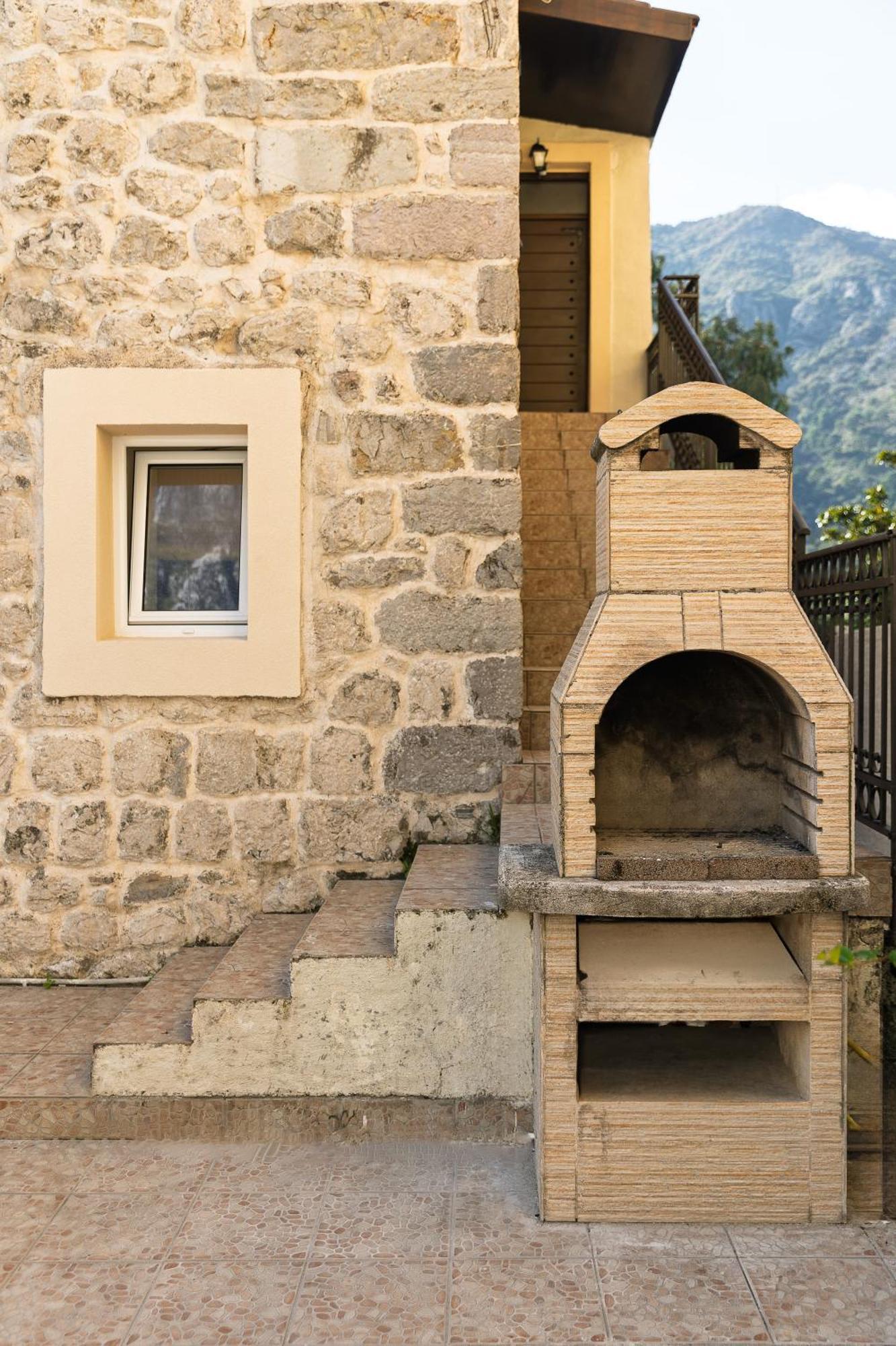 Verdi Kotor Extérieur photo