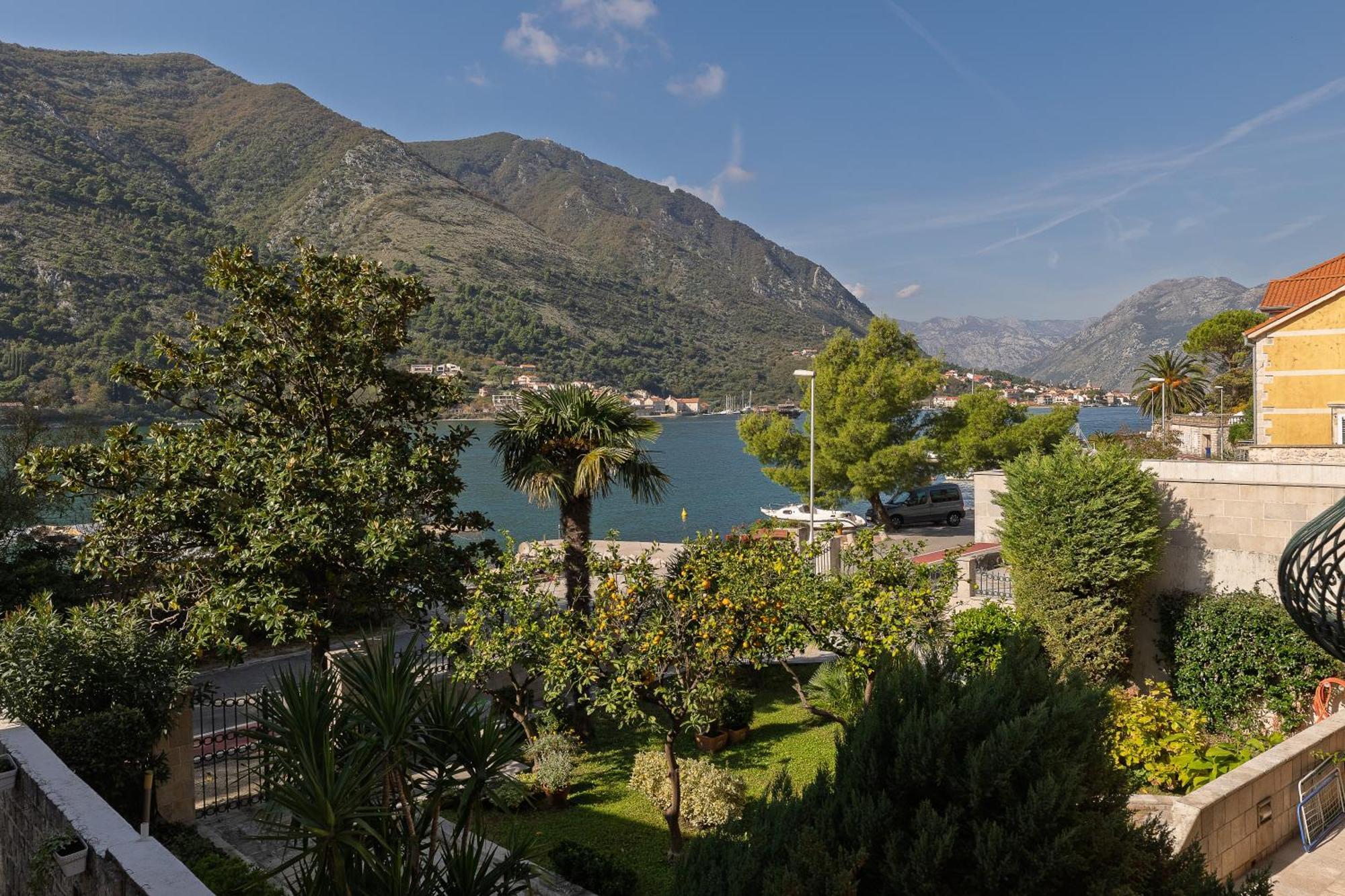 Verdi Kotor Extérieur photo