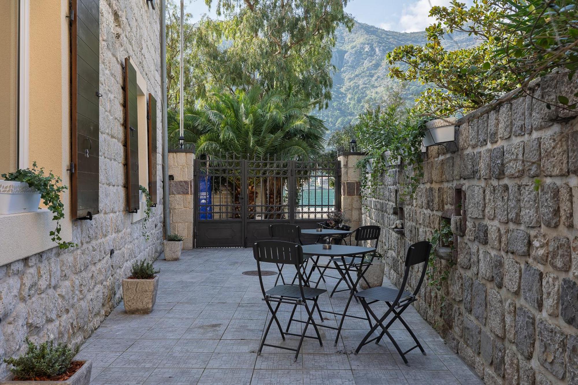 Verdi Kotor Extérieur photo